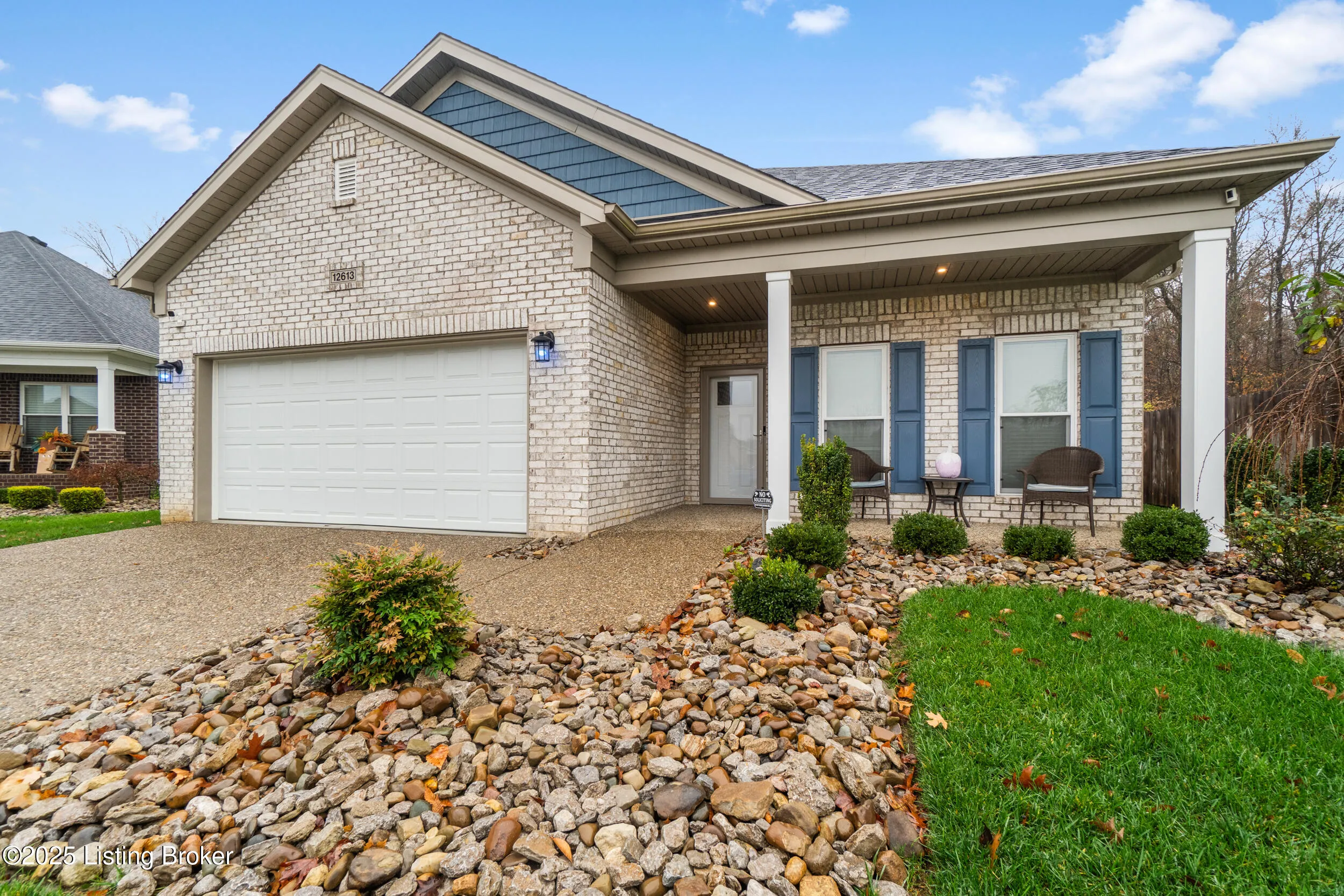 Louisville, Kentucky 40272, United States, 3 Bedrooms Bedrooms, ,2 BathroomsBathrooms,Residential,Active,248887