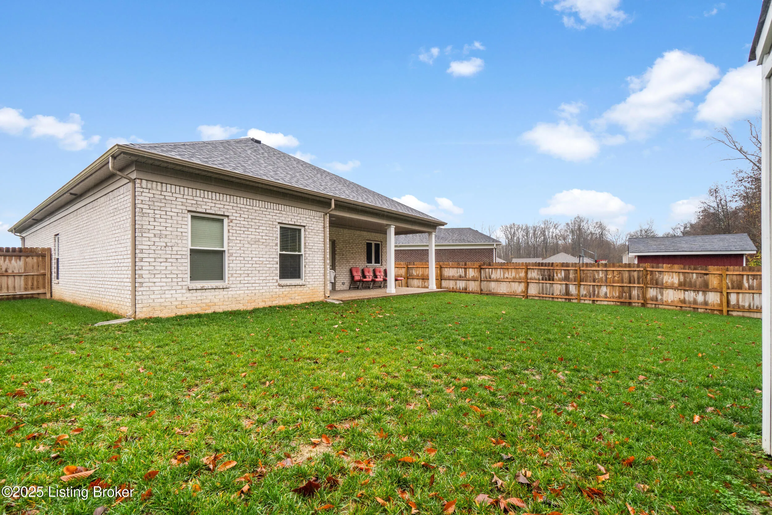 Louisville, Kentucky 40272, United States, 3 Bedrooms Bedrooms, ,2 BathroomsBathrooms,Residential,Active,248887