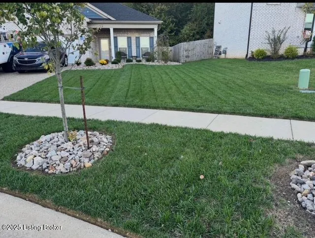 Louisville, Kentucky 40272, United States, 3 Bedrooms Bedrooms, ,2 BathroomsBathrooms,Residential,Active,248887