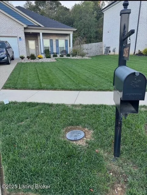 Louisville, Kentucky 40272, United States, 3 Bedrooms Bedrooms, ,2 BathroomsBathrooms,Residential,Active,248887