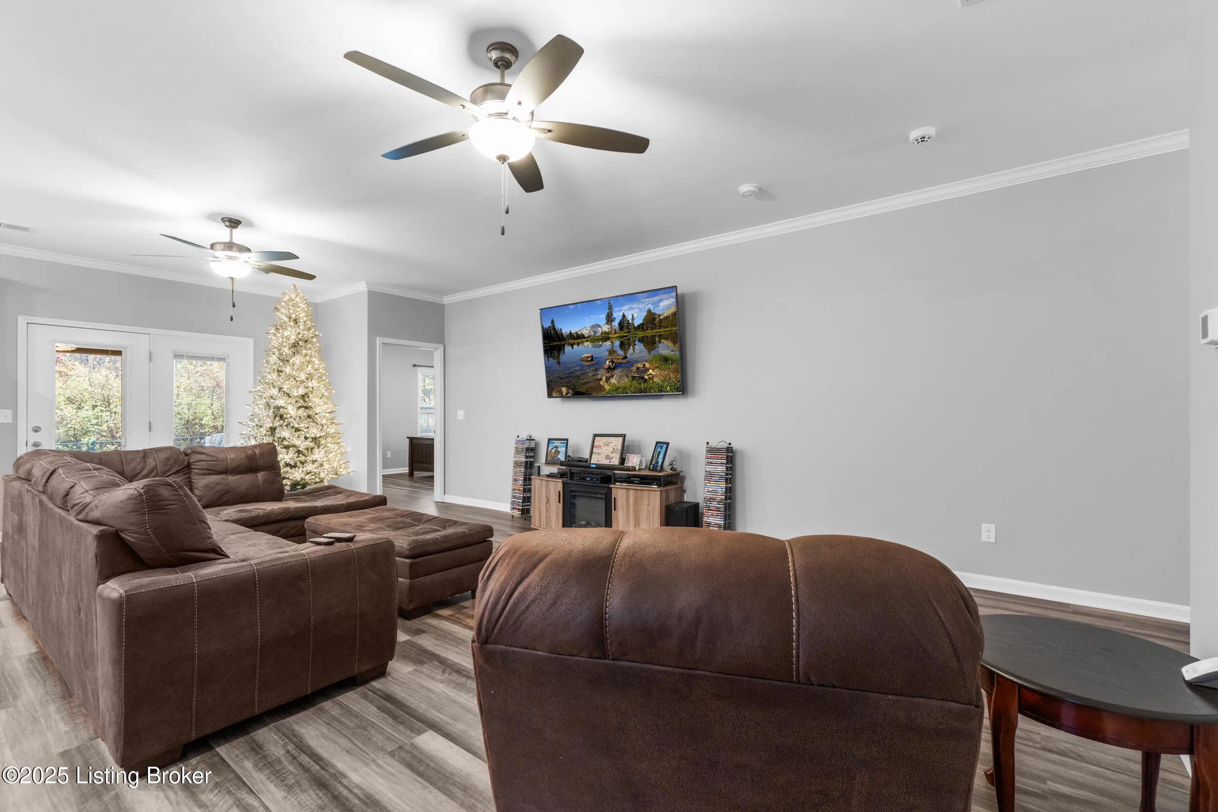 Louisville, Kentucky 40272, United States, 3 Bedrooms Bedrooms, ,2 BathroomsBathrooms,Residential,Active,248887