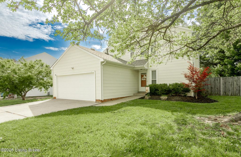 Photo of 222 Rolling Ridge Way, Simpsonville, KY 40067 (MLS # 1713269)