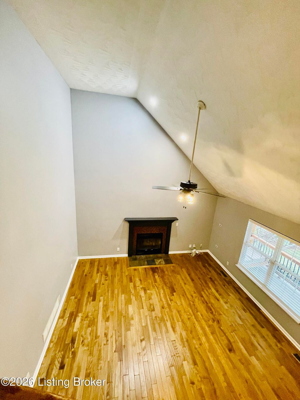 Photo of 5112 Silverton Ln, Louisville, KY 40241 (MLS # 1707733)