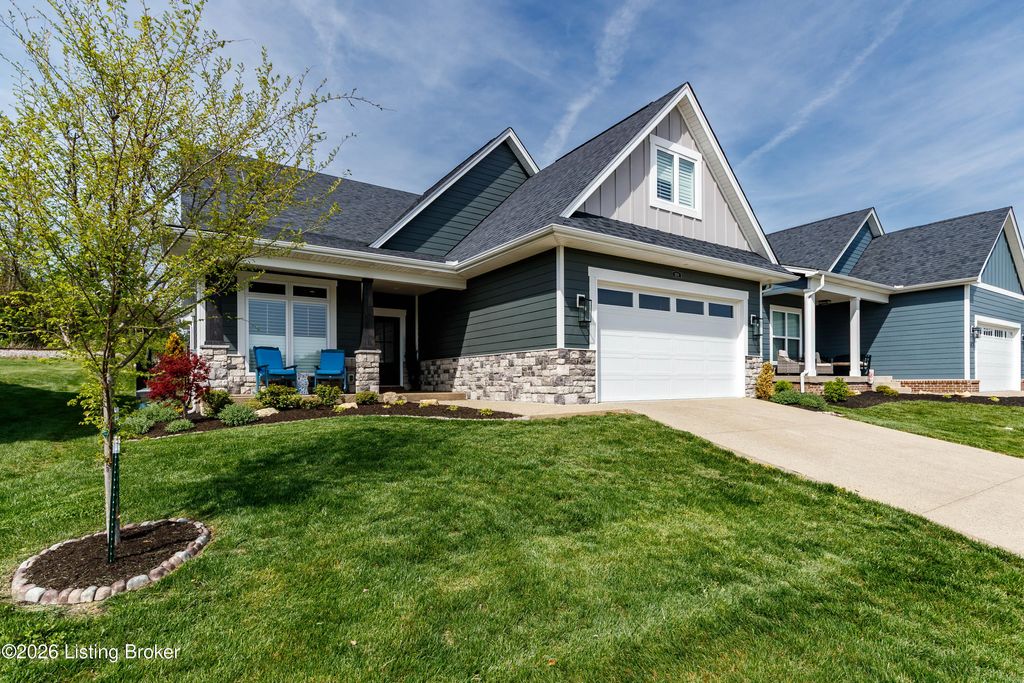 Photo of 1178 Greens Dr, Simpsonville, KY 40067 (MLS # 1713918)