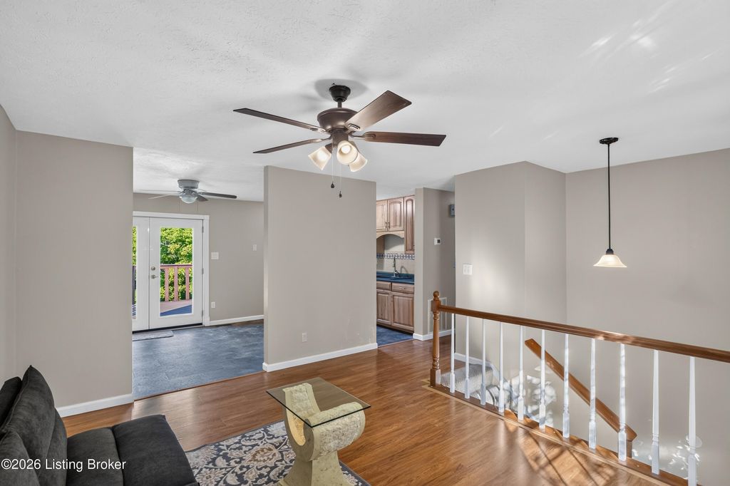 Photo of 4601 Logby Pl, Louisville, KY 40272 (MLS # 1722597)