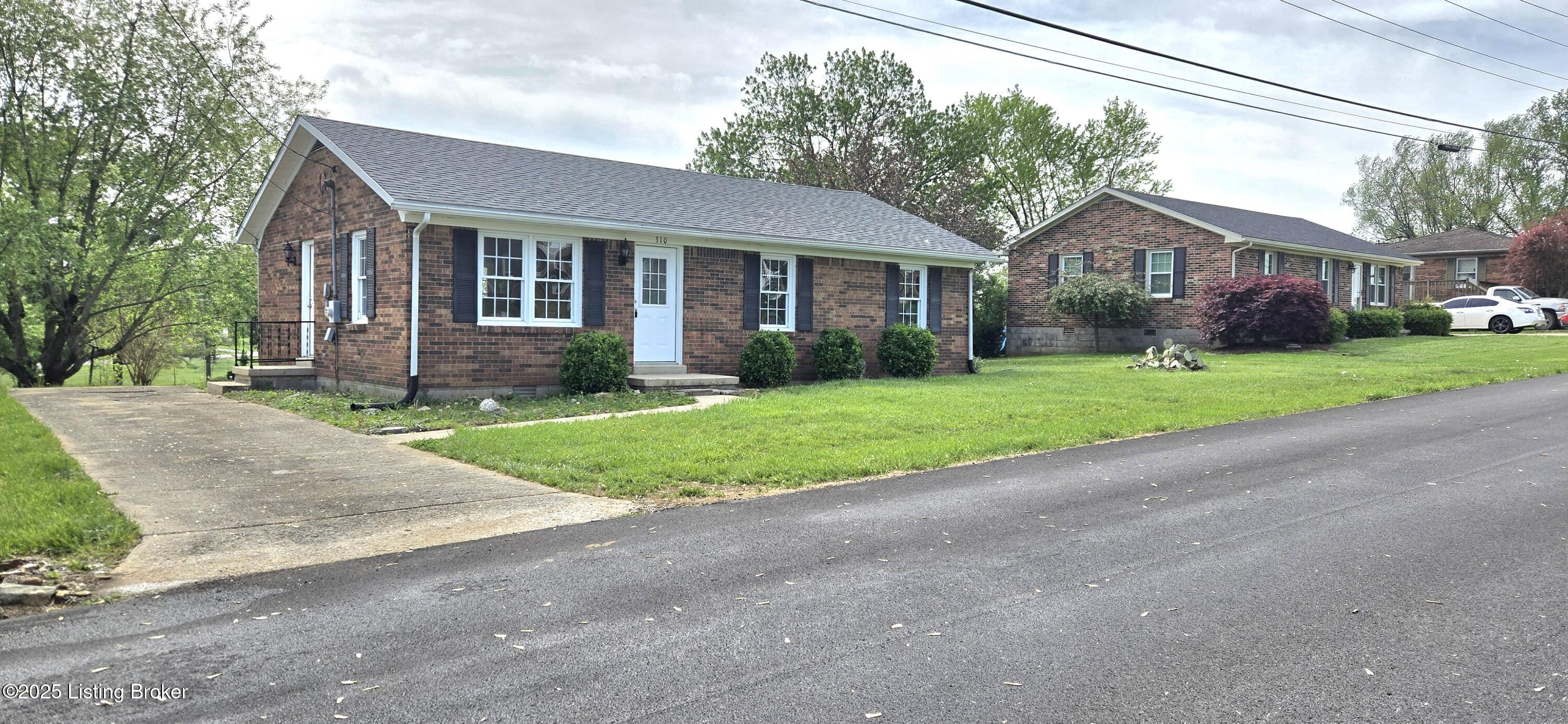 310 Lee Ave, Lebanon, Pennsylvania image 2