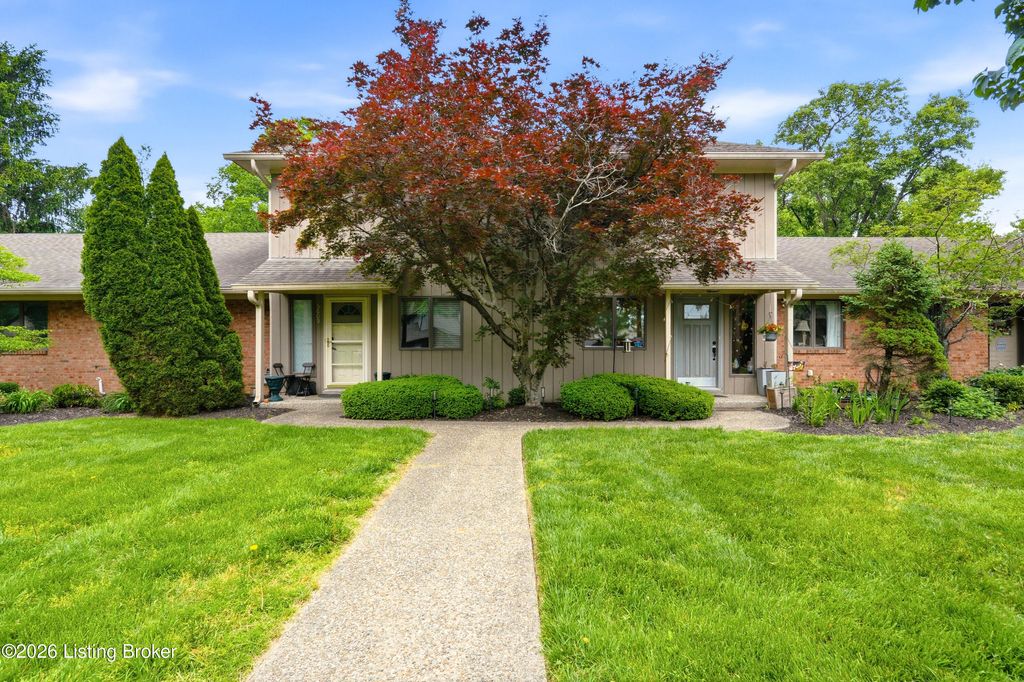 Photo of 5607 Harrods Cove, Prospect, KY 40059 (MLS # 1716236)