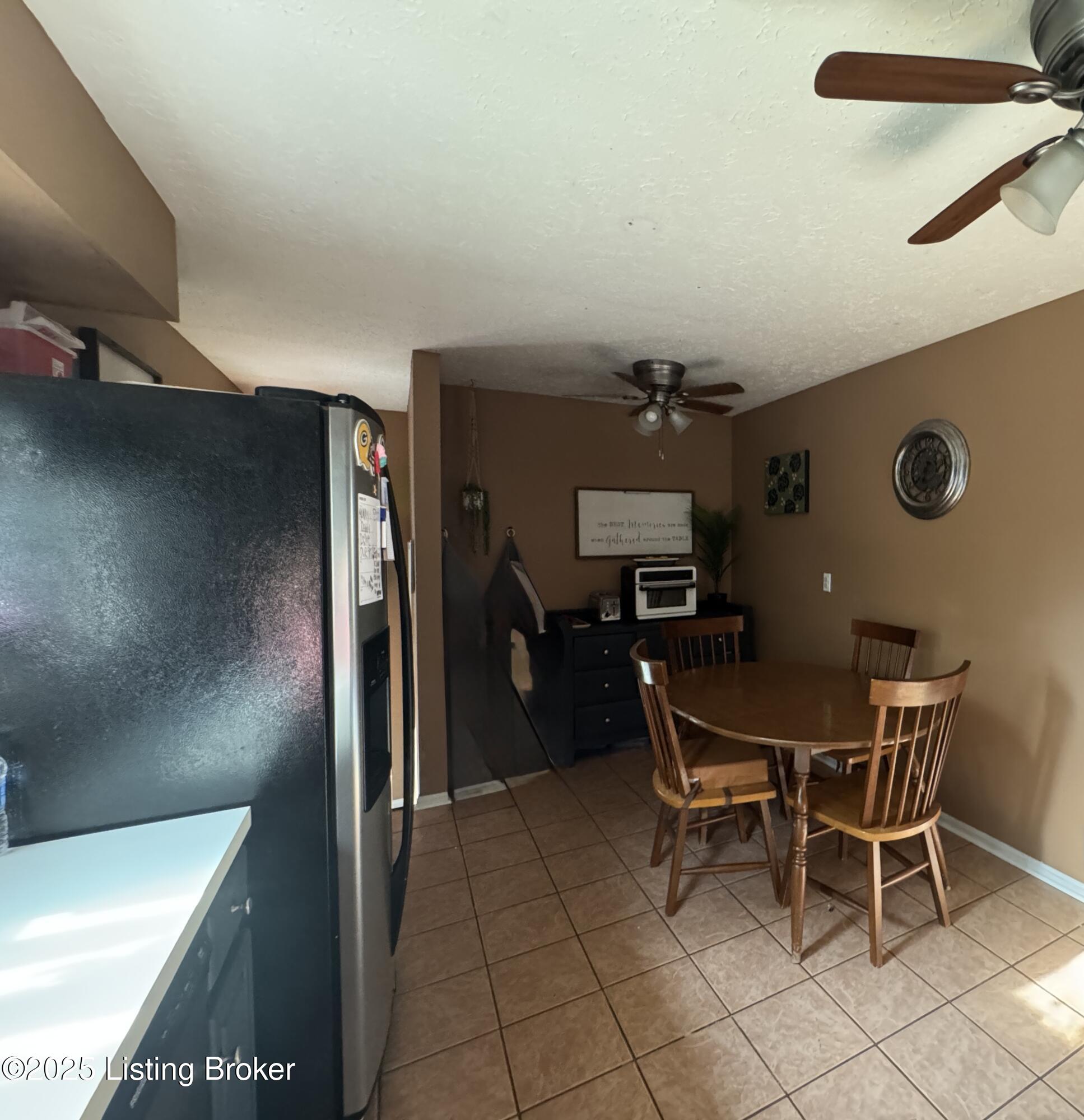 7724 Kim Dr, Louisville, Pennsylvania image 8