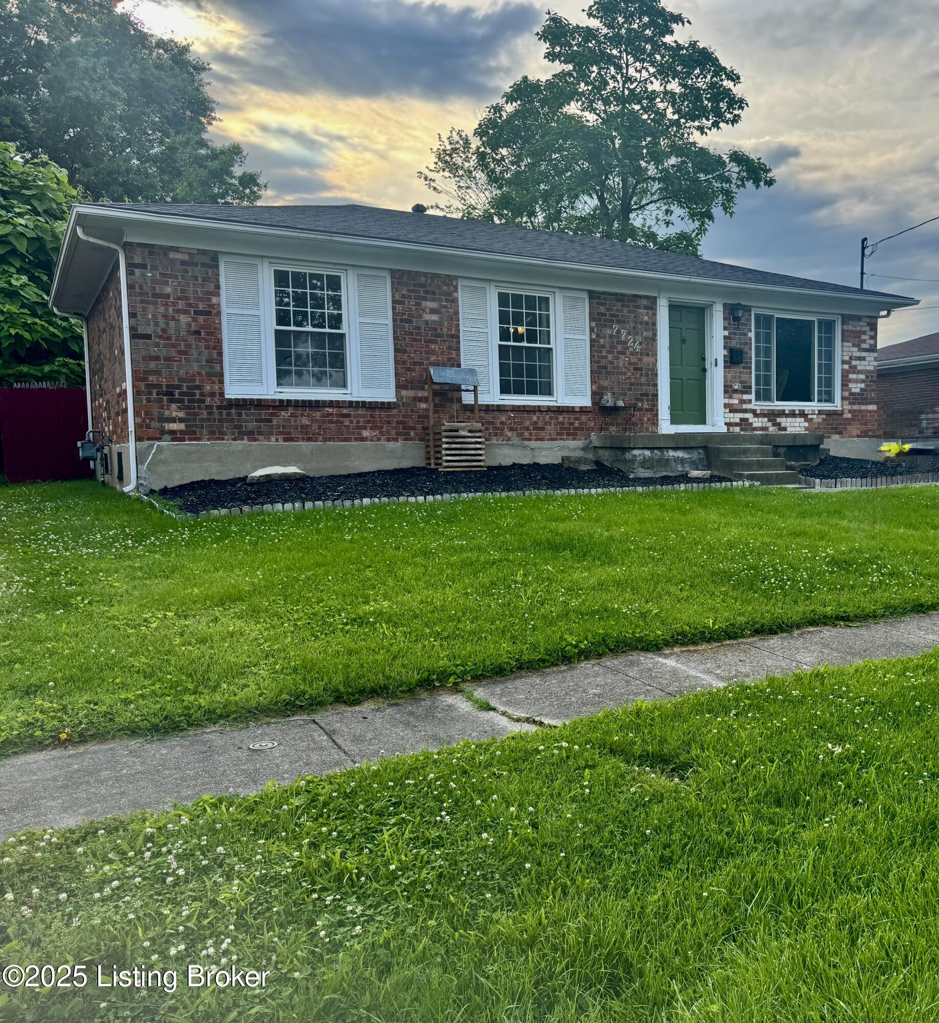 7724 Kim Dr, Louisville, Pennsylvania image 27
