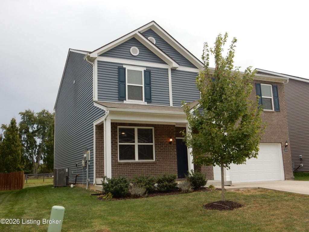 Photo of 12043 Wooden Trace Dr, Louisville, KY 40229 (MLS # 1731622)