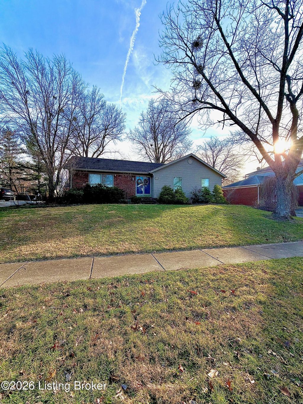Photo of 11710 Robindale Rd, Louisville, KY 40243 (MLS # 1706487)