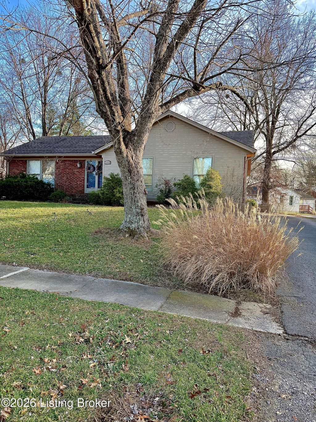 Photo of 11710 Robindale Rd, Louisville, KY 40243 (MLS # 1706487)