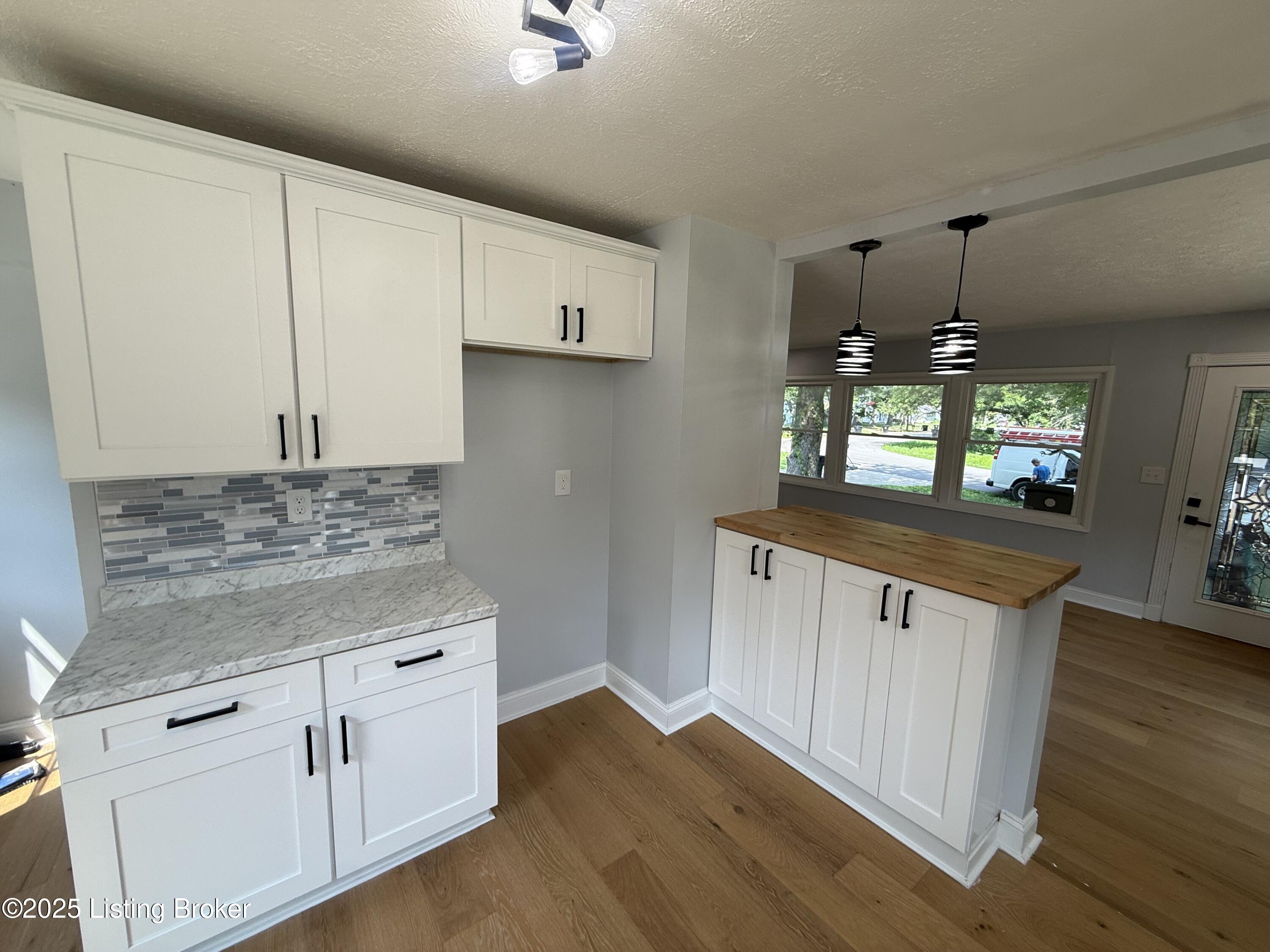 428 W Southside Ct, Louisville, Kentucky image 4