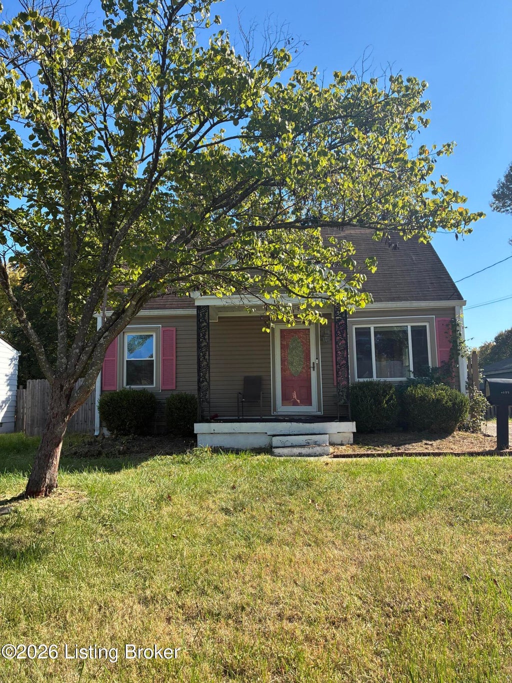 Photo of 4699 Kiefer Rd, Louisville, KY 40216 (MLS # 1733098)