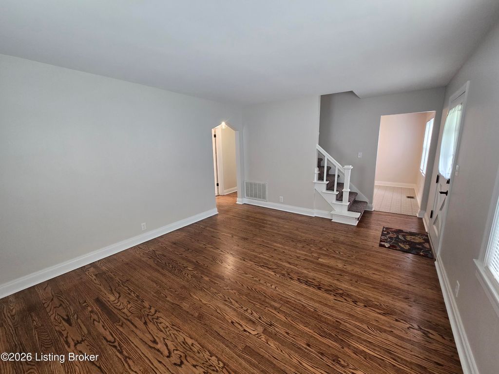 Photo of 515 Auburndale Ave, Louisville, KY 40214 (MLS # 1718168)