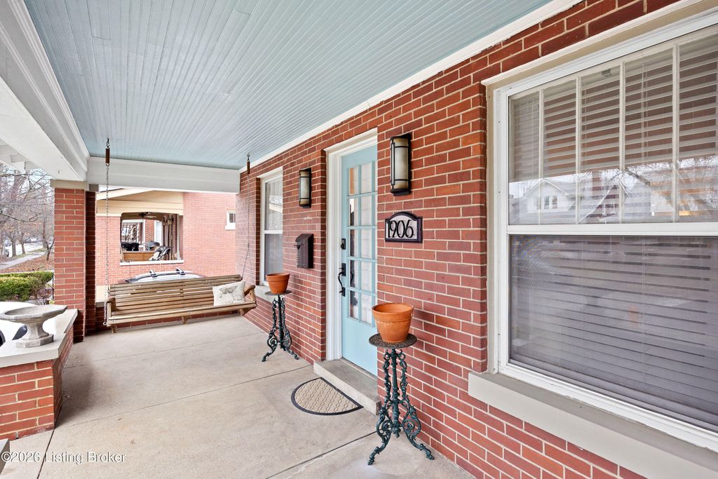 Photo of 1906 Rutherford Ave, Louisville, KY 40205 (MLS # 1710368)