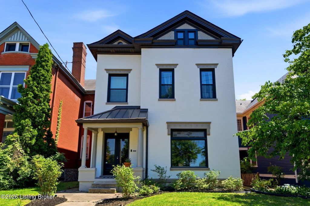 Photo of 1226 E Breckinridge St, Louisville, KY 40204 (MLS # 1717528)
