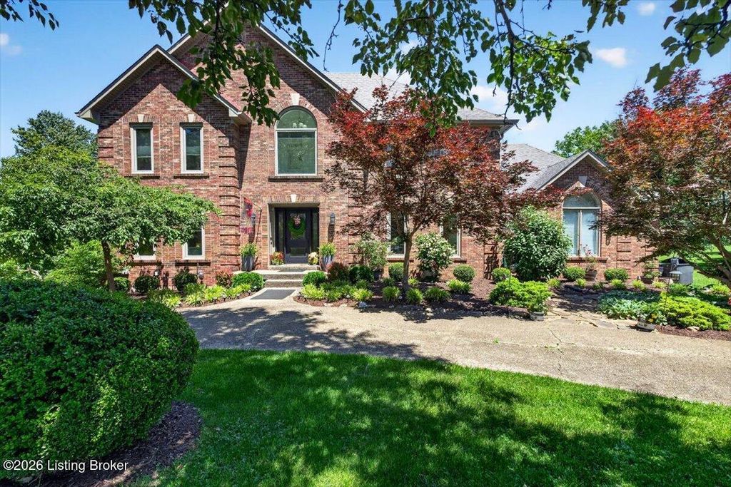 Photo of 401 Old Stone Dr, Simpsonville, KY 40067 (MLS # 1717809)