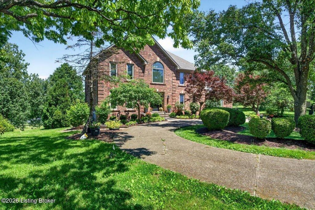 Photo of 401 Old Stone Dr, Simpsonville, KY 40067 (MLS # 1717809)