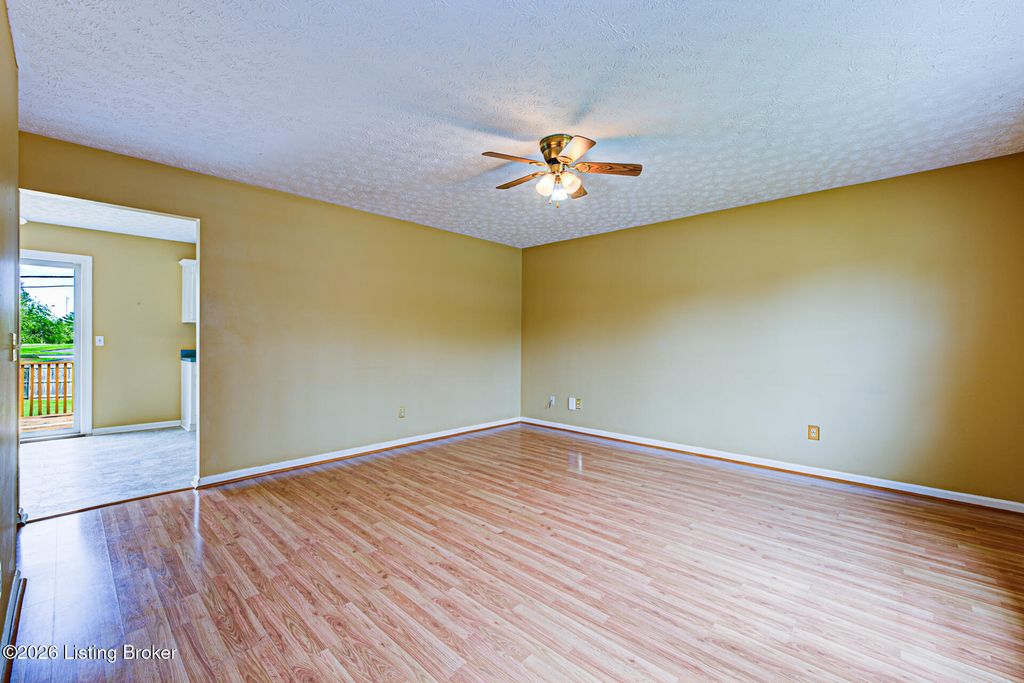 Photo of 1005 Quarter Mile Way, Frankfort, KY 40601 (MLS # 1714364)