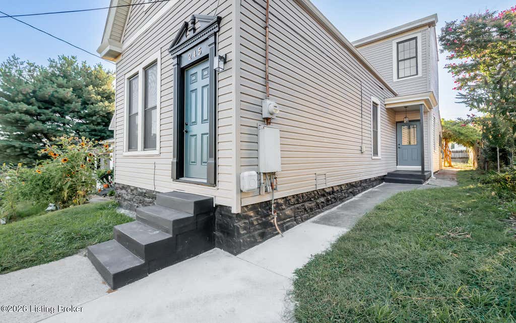 Photo of 245 Pope St, Louisville, KY 40206 (MLS # 1725804)