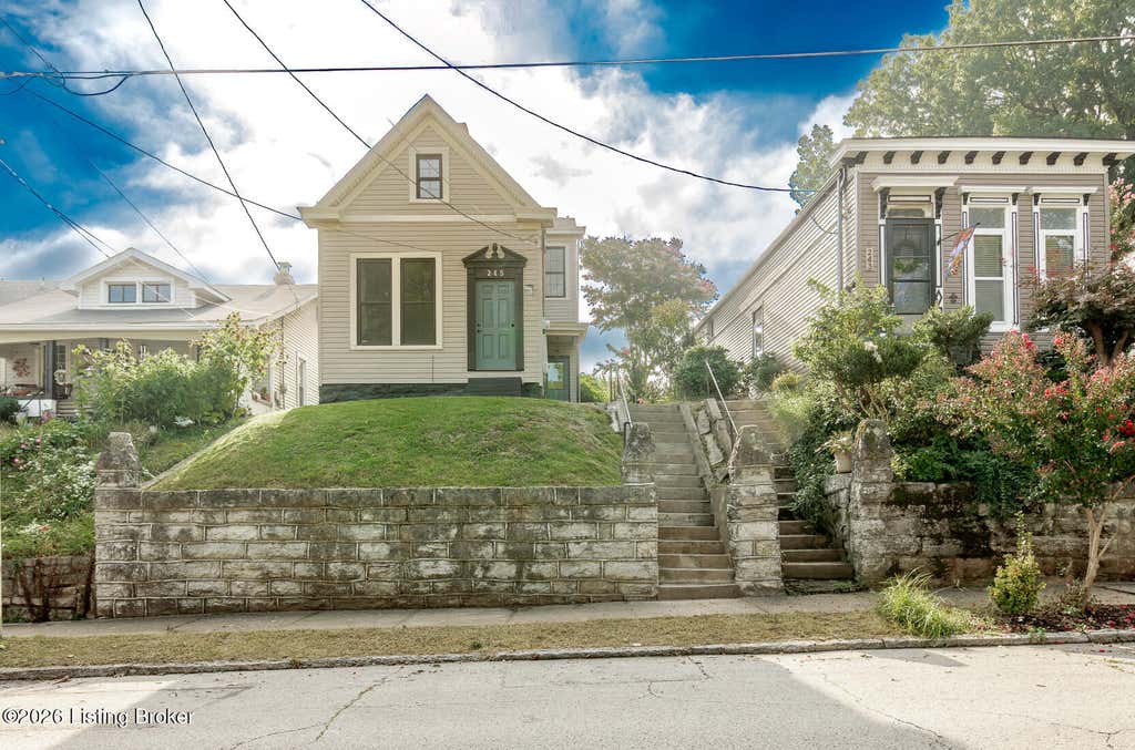 Photo of 245 Pope St, Louisville, KY 40206 (MLS # 1725804)