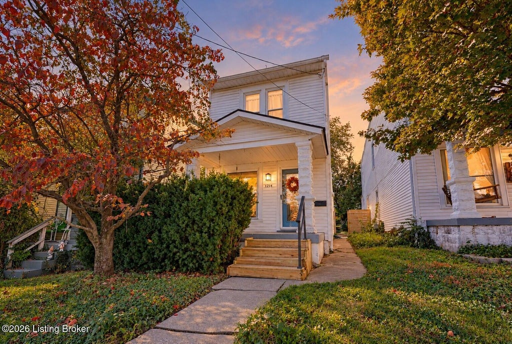Photo of 1214 Goss Ave, Louisville, KY 40217 (MLS # 1732986)