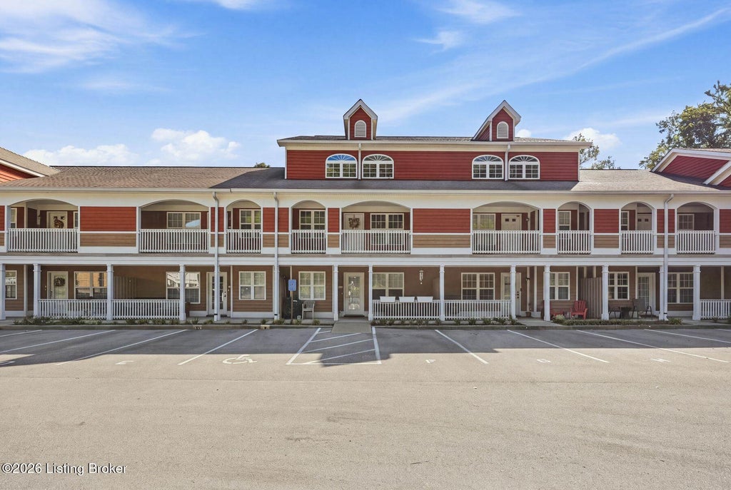Photo of 225 Crescent Hill Pl #Apt 211, Louisville, KY 40206 (MLS # 1729363)