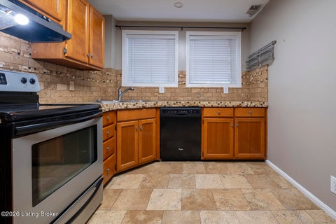 Tiny photo for 2043 Douglass Blvd #APT 21, Louisville, KY 40205 (MLS # 1730981)