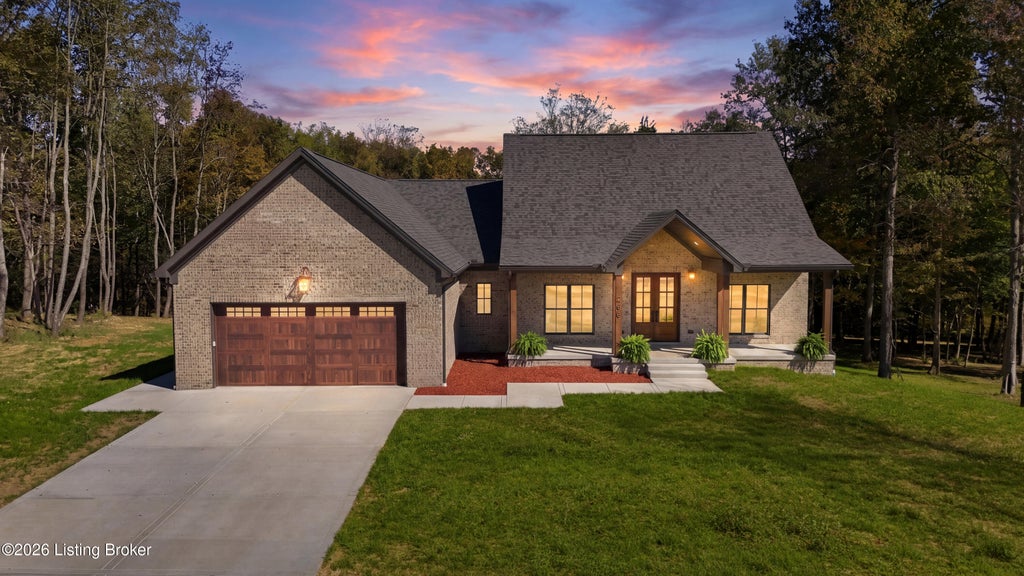 Photo of 266 Olde Farm Ct, Elizabethtown, KY 42701 (MLS # 1731500)