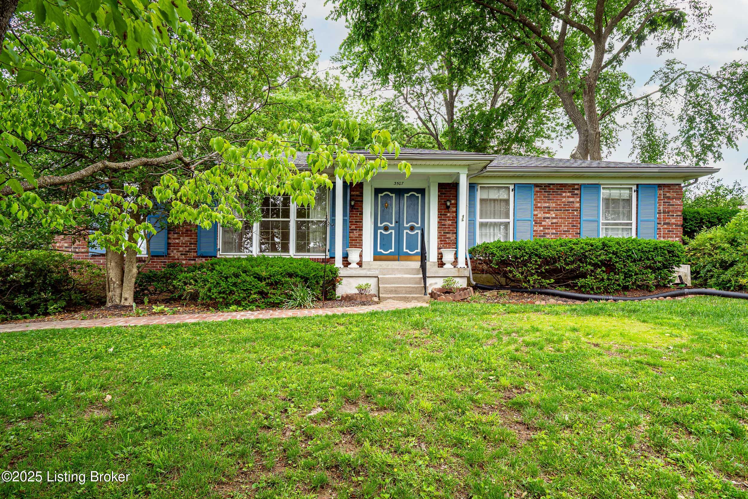3507 Gonewind Dr, Louisville, Pennsylvania image 1