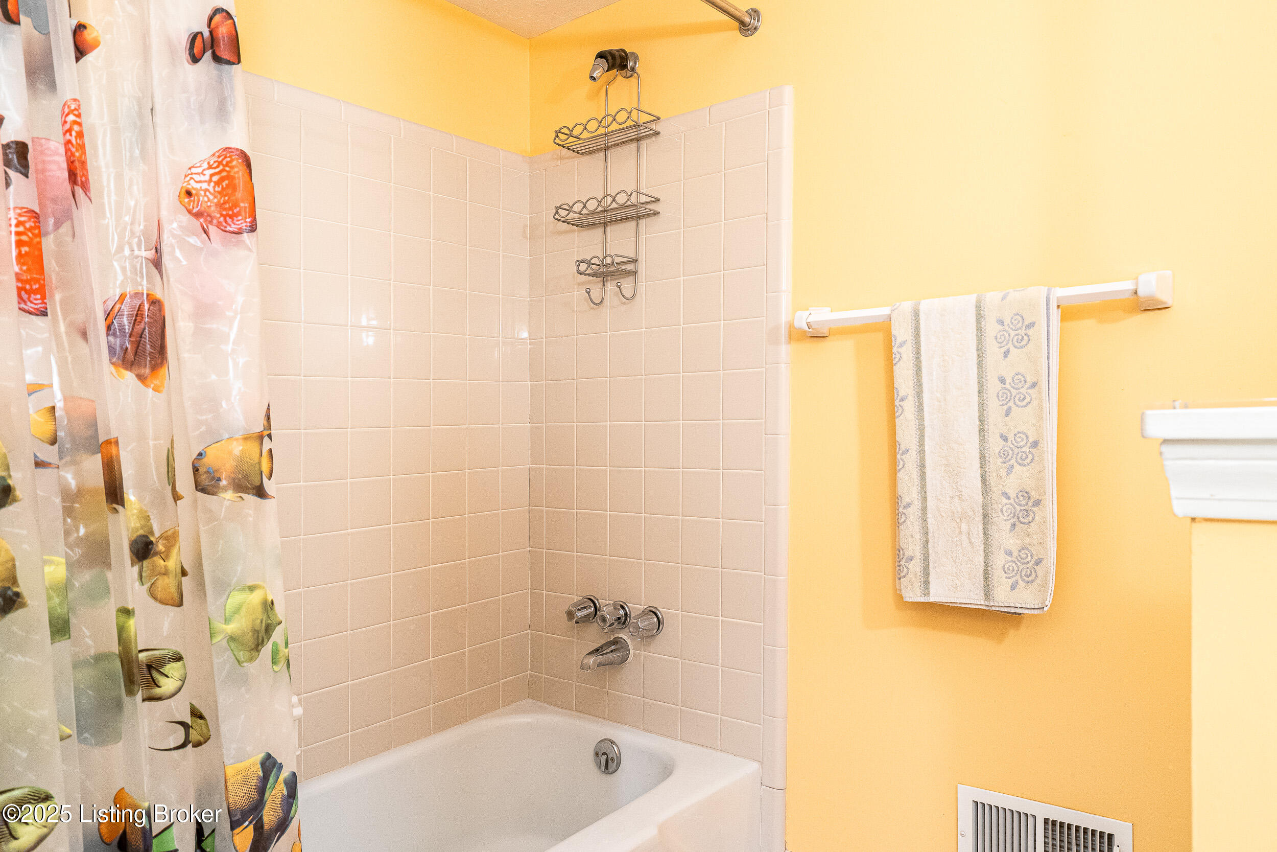 3507 Gonewind Dr, Louisville, Pennsylvania image 35
