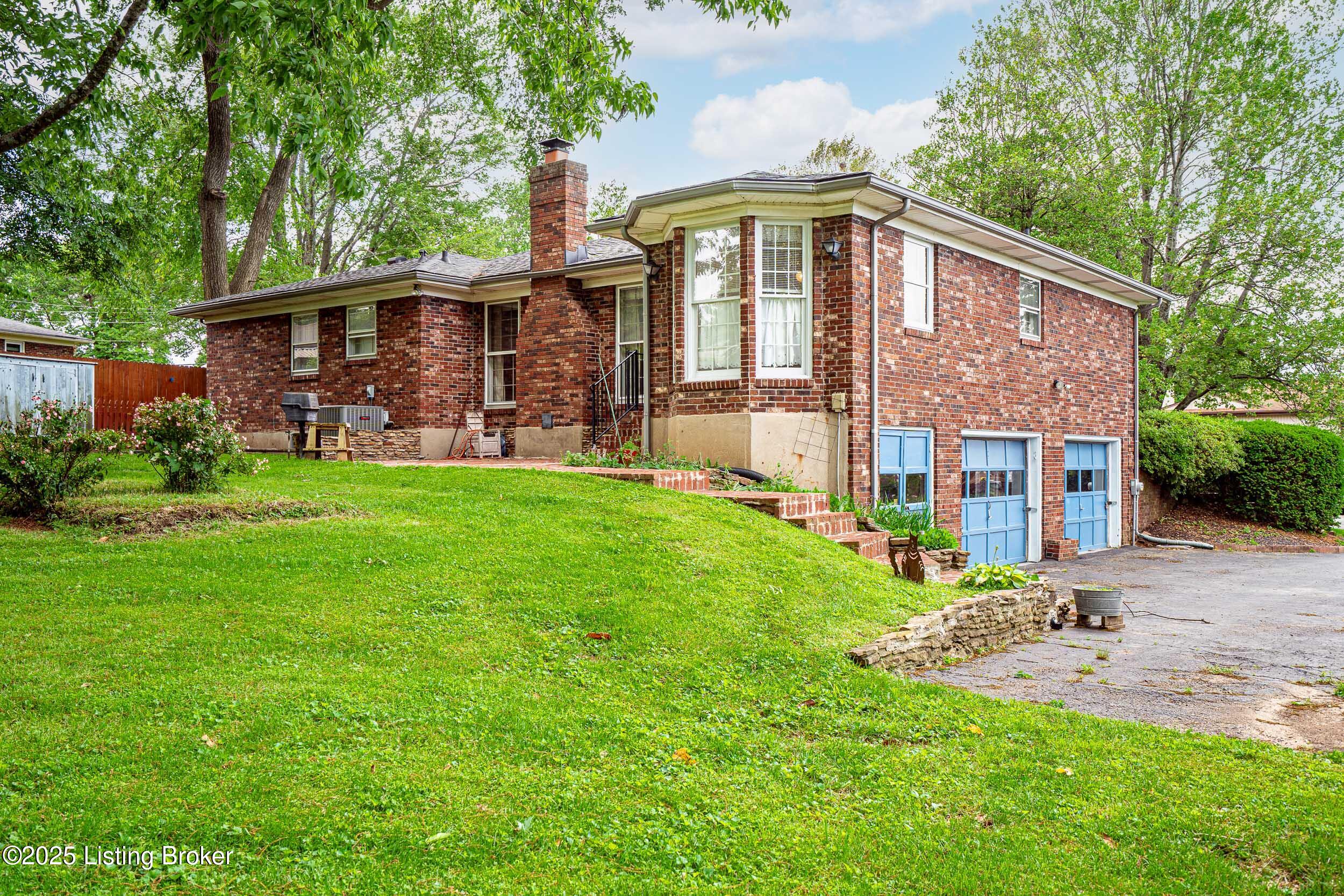 3507 Gonewind Dr, Louisville, Pennsylvania image 5