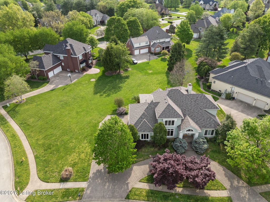 Photo of 6509 Mt Batten Ct, Prospect, KY 40059 (MLS # 1715069)