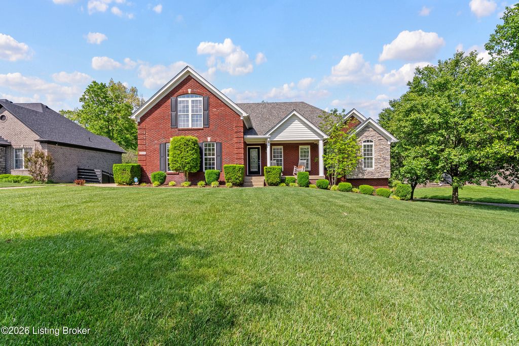 Photo of 3054 Fallen Wood Ln, La Grange, KY 40031 (MLS # 1715974)