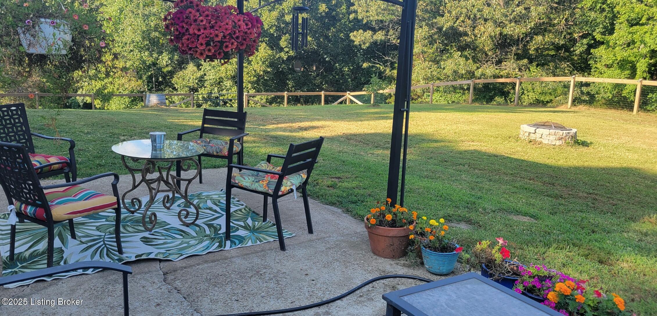7657 Loretto Rd, Loretto, Kentucky image 32