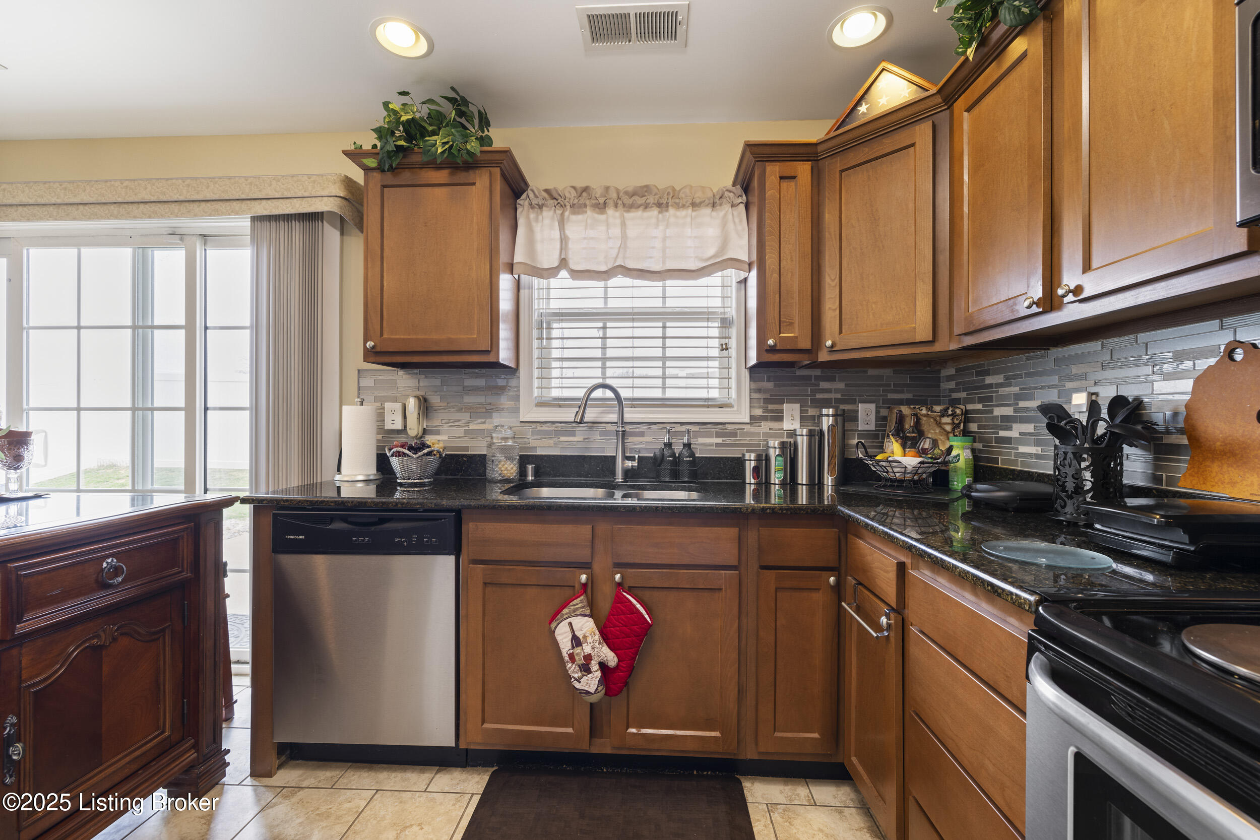 133A Little Oak Ct, Elizabethtown, Kentucky image 11