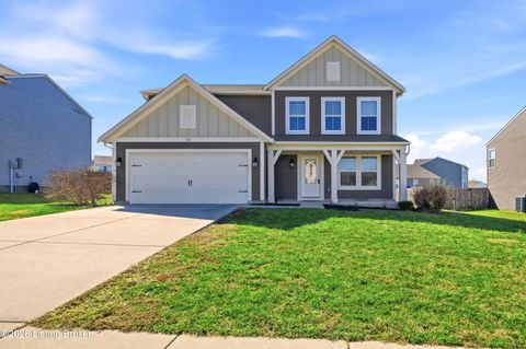 Photo of 123 Eagles Crest Ct, Mt Washington, KY 40047 (MLS # 1709993)