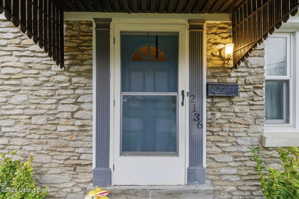 Photo of 2136 Saint Mathilda Dr, Lexington, KY 40502 (MLS # 1712878)