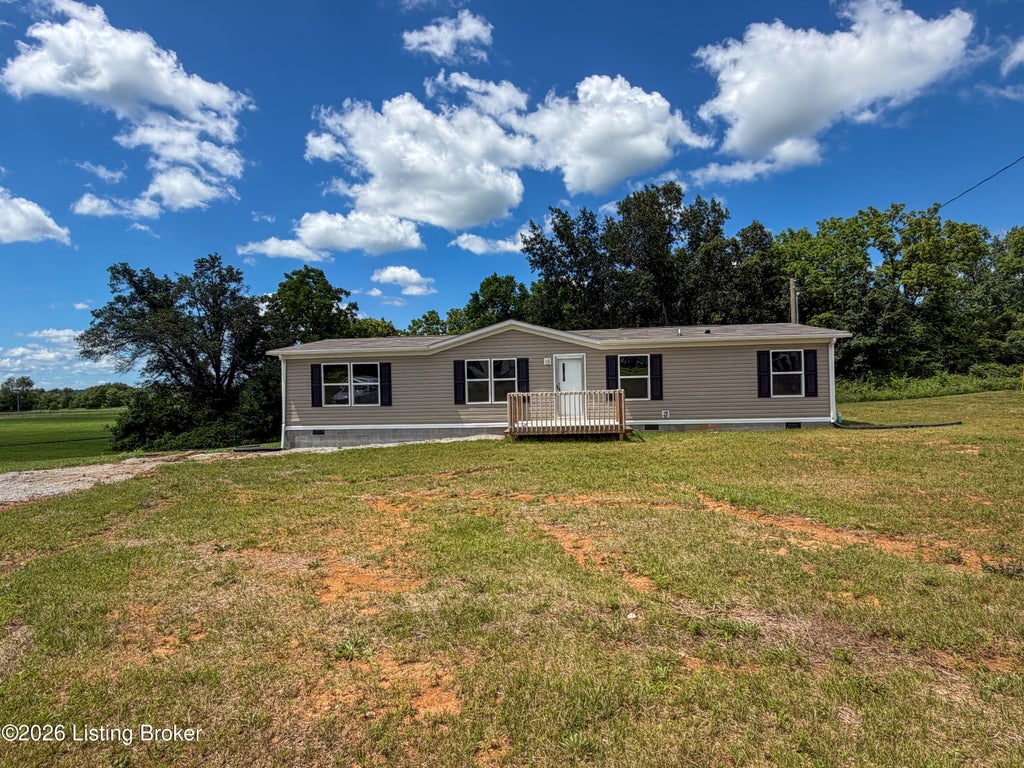 Photo of 104 N Center St, Irvington, KY 40146 (MLS # 1729752)