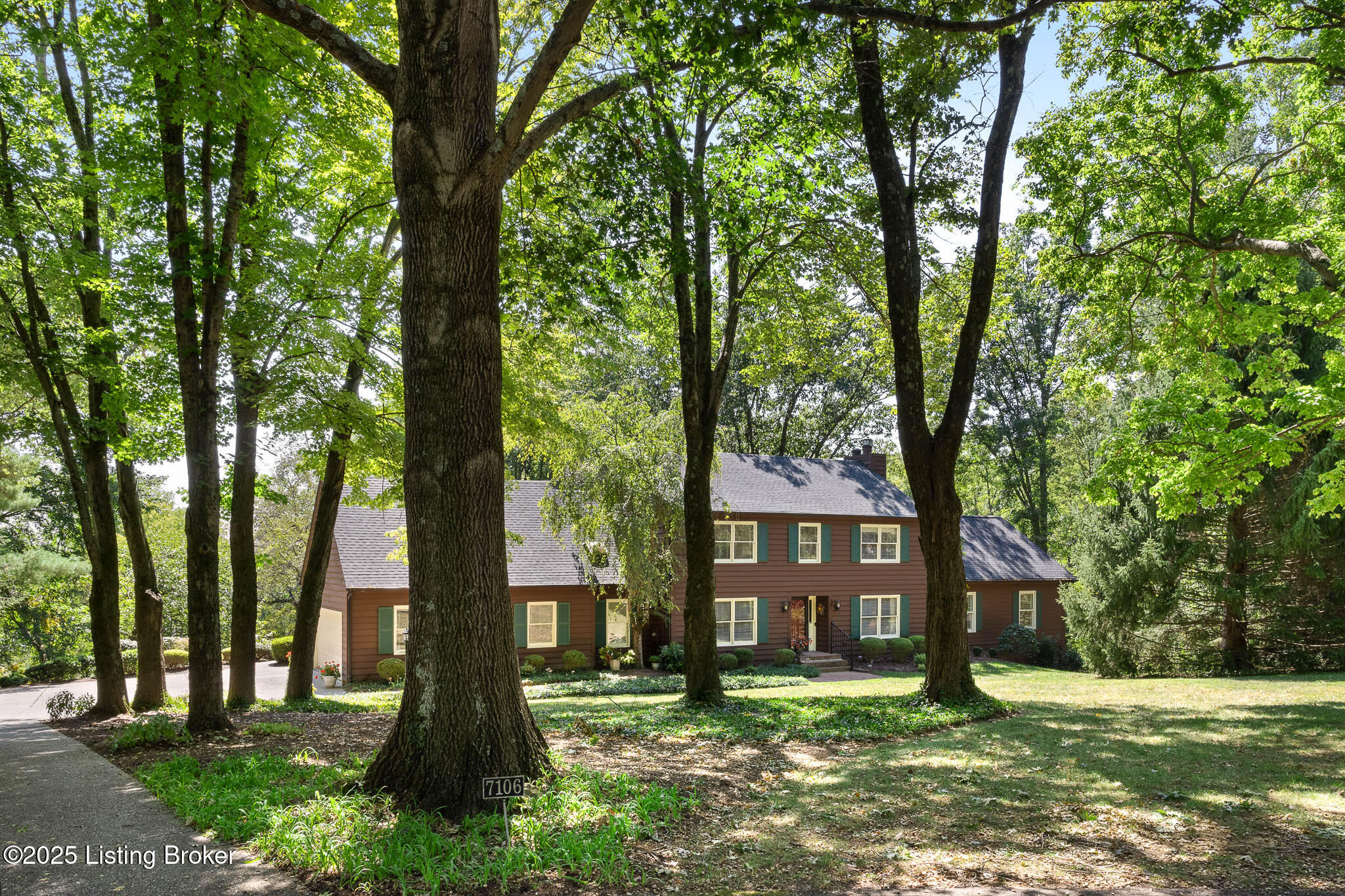 7106 Oak Terrace, Pewee Valley, Kentucky image 2