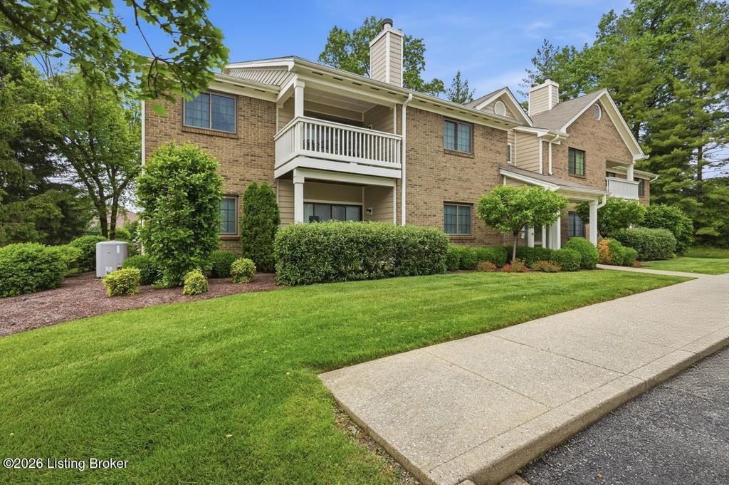 Photo of 10501 McMeekin Ln #208, Louisville, KY 40223 (MLS # 1721809)