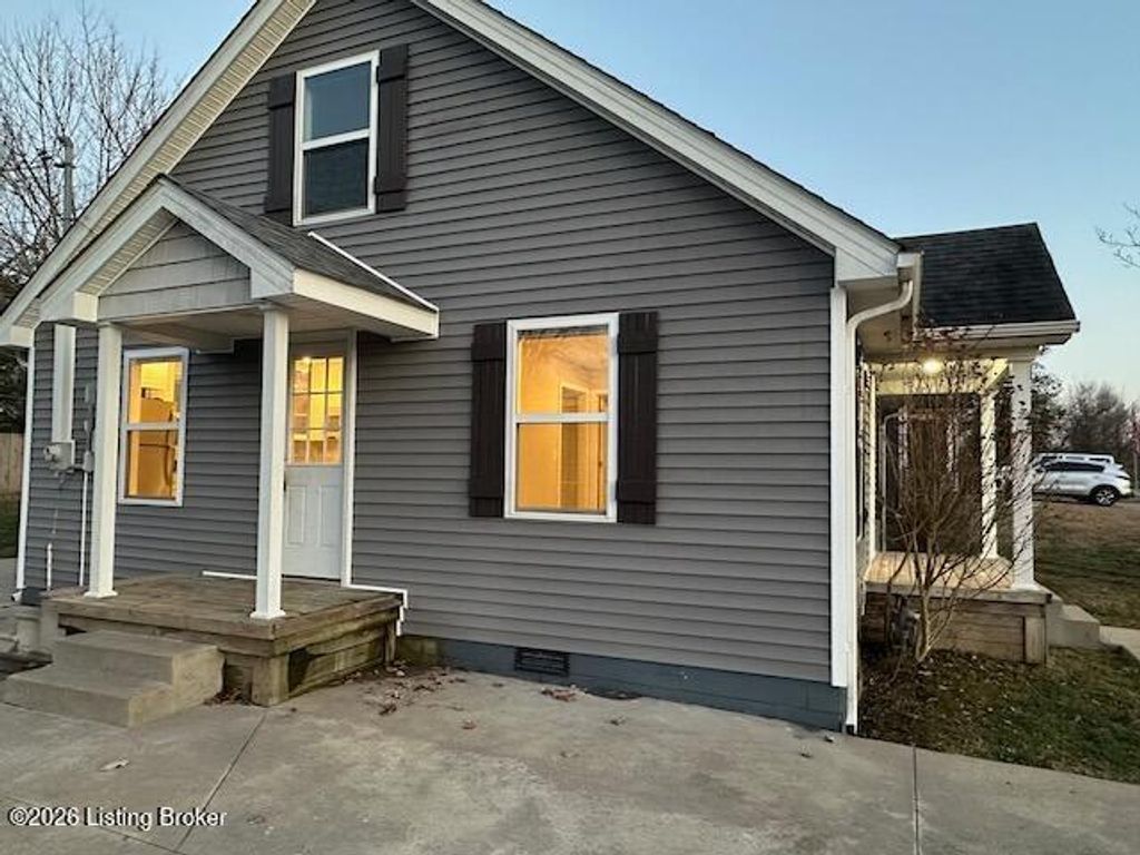 Photo of 137 McCormack Ave, Elizabethtown, KY 42701 (MLS # 1710837)