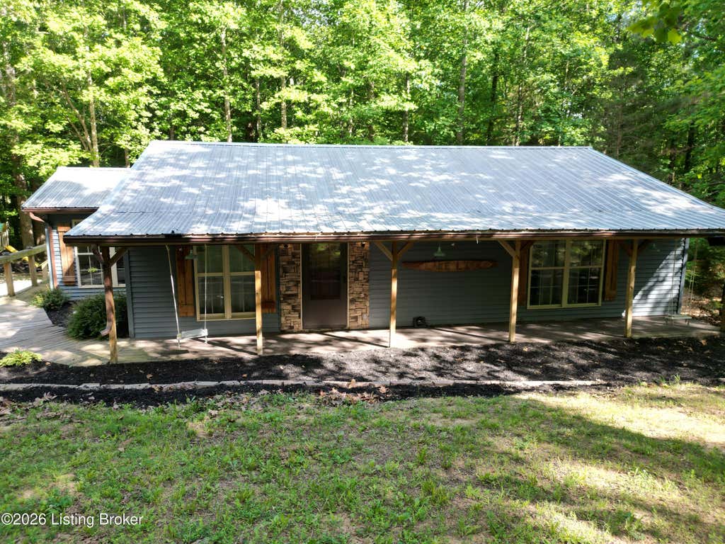 Photo of 409 Woodhaven Ln, Leitchfield, KY 42754 (MLS # 1719185)