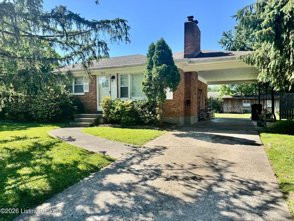 Photo of 7912 Woodfern Way, Louisville, KY 40291 (MLS # 1716762)