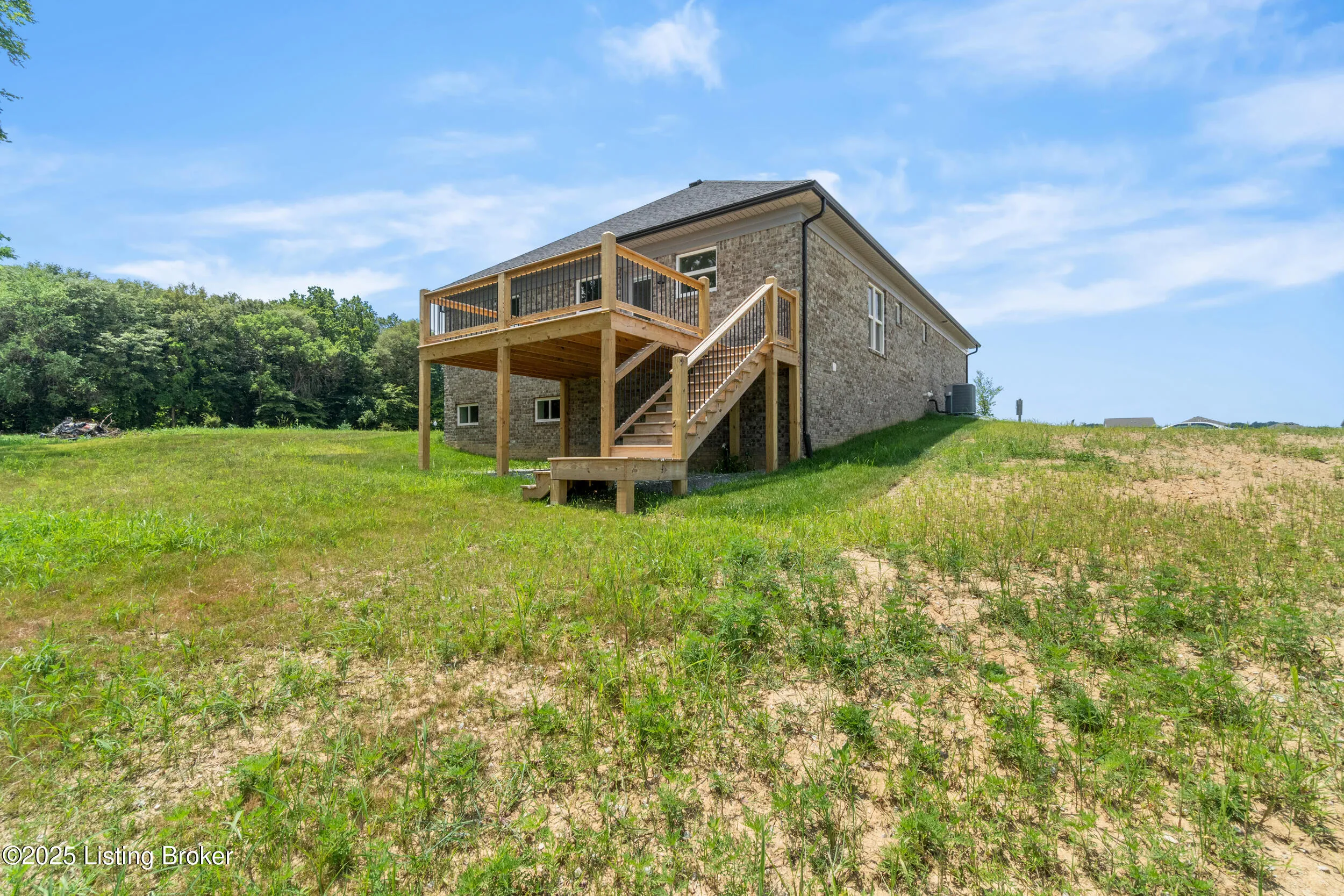 Louisville, Kentucky 40272, United States, 3 Bedrooms Bedrooms, ,3 BathroomsBathrooms,Residential,Active,206819