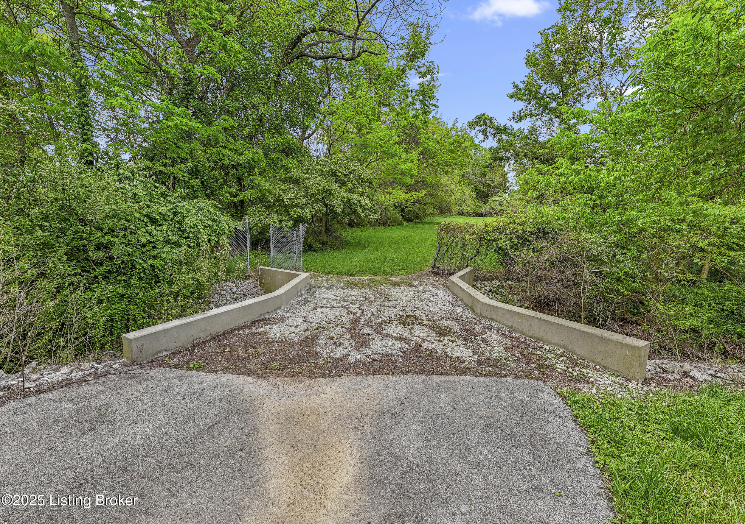 280 Chelsea Rd, Louisville, Pennsylvania image 3