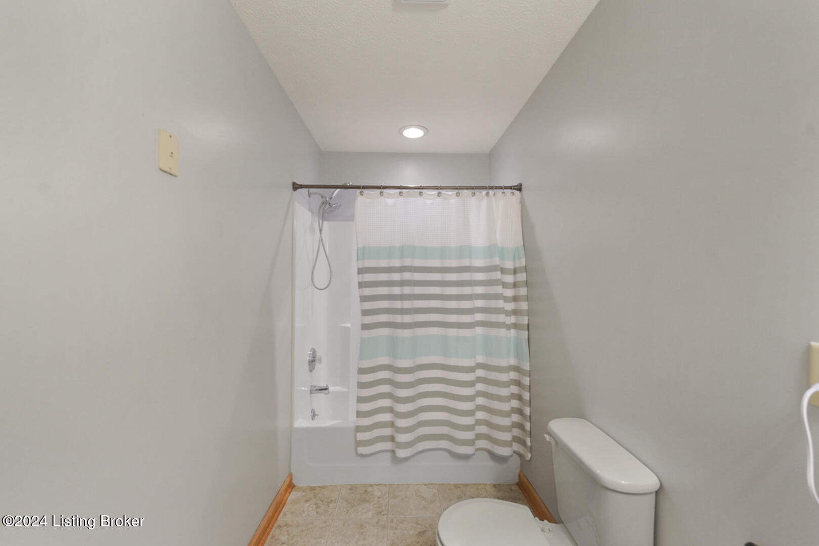423 Cherry Blossom Dr, Sonora, Kentucky image 33