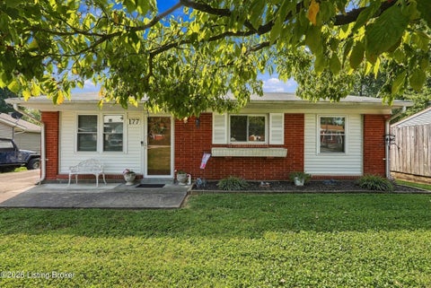 Tiny photo for 177 Springwood Dr, Louisville, KY 40229 (MLS # 1729719)