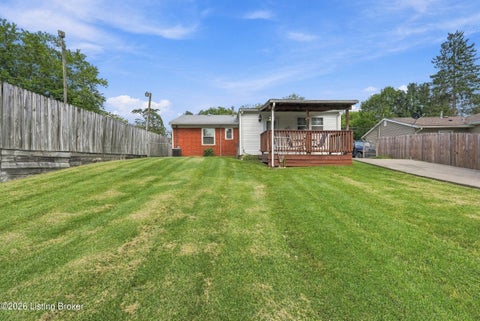 Tiny photo for 177 Springwood Dr, Louisville, KY 40229 (MLS # 1729719)